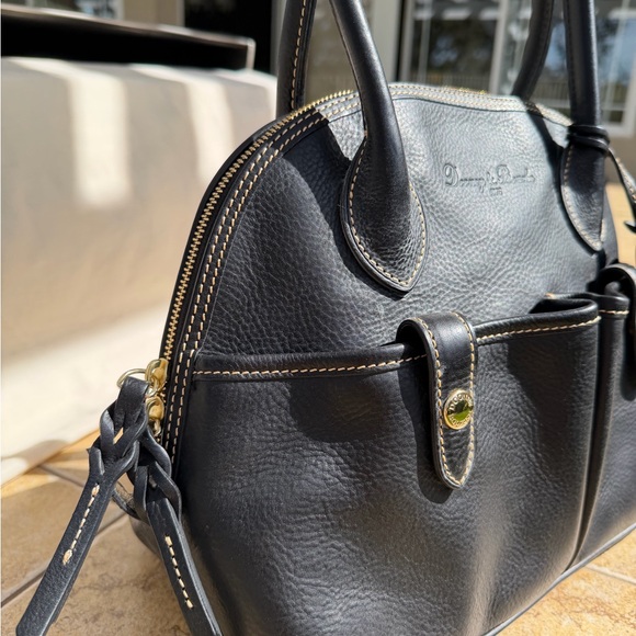 RARE Dooney & Bourke BLACK Florentine Vacchetta Leather Domed Satchel HANDBAG - Picture 3 of 11